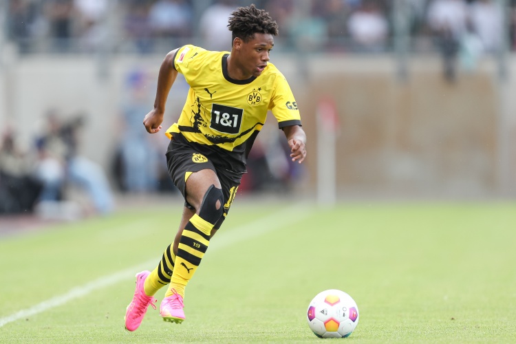 云开体育-多特官方：19岁攻击手杜兰维尔租借加盟巴塞尔，租期至本赛季结束